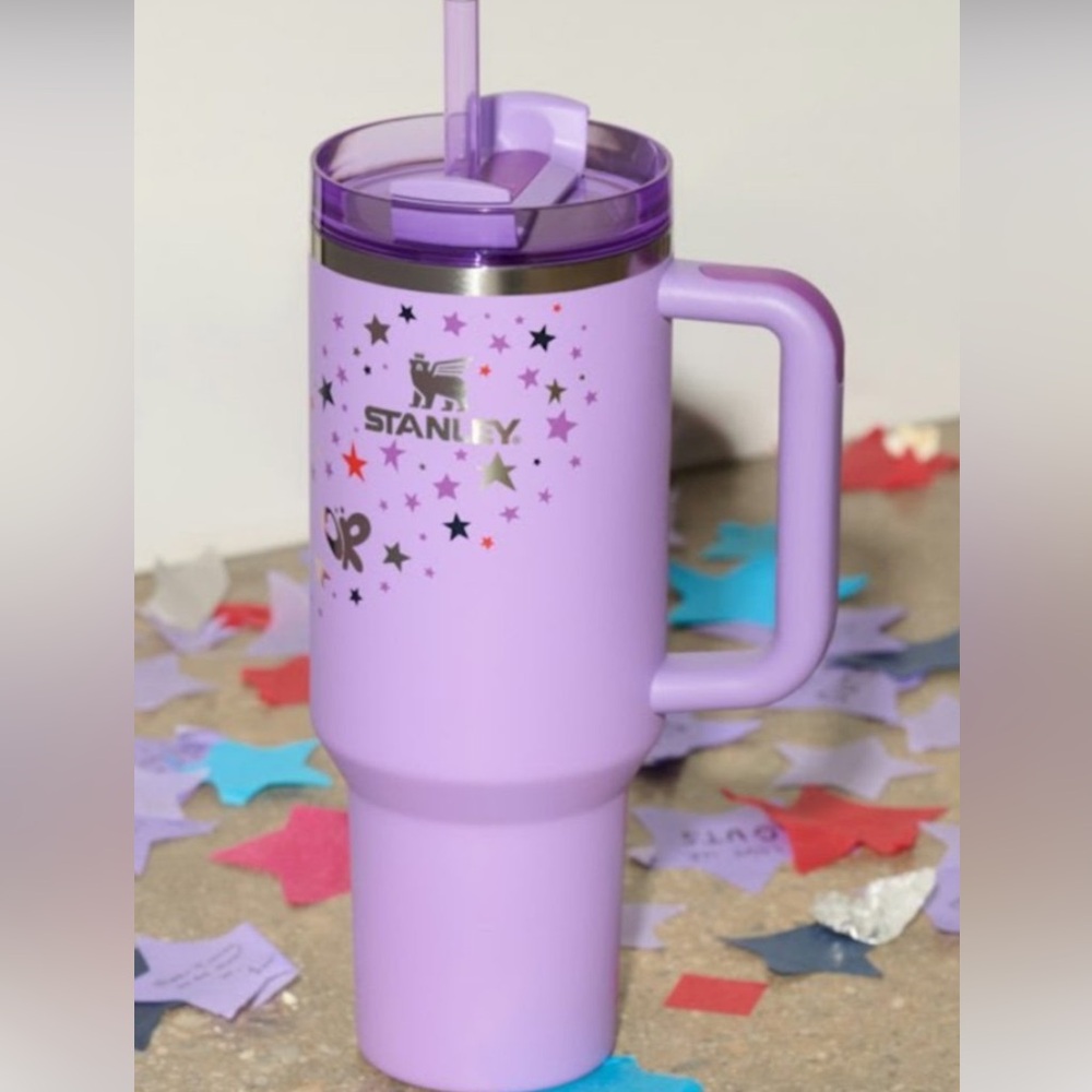 EXCLUSIVE STANLEY X OLIVIA RODRIGO PURPLE 40oz NEW IN BOX *Sold*